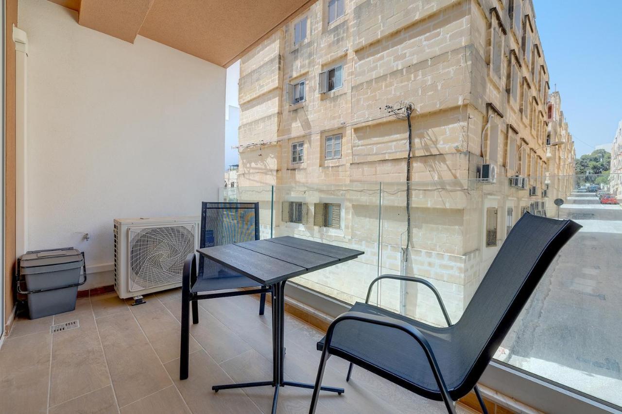 Chic 2Br Apartment, Ideal Location Ta Xbiex Kültér fotó