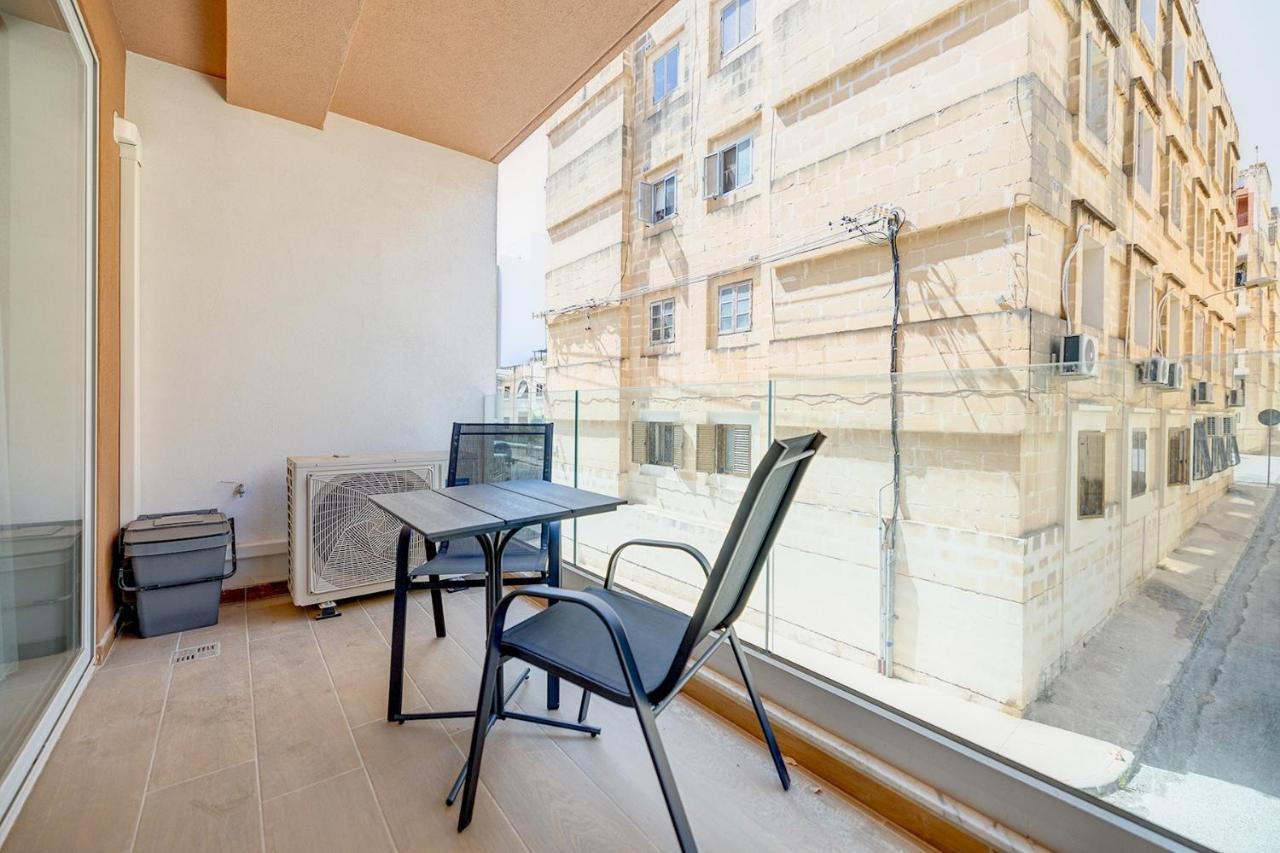Chic 2Br Apartment, Ideal Location Ta Xbiex Kültér fotó
